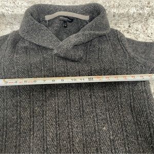 Banana Republic Charcoal Cardigan Pullover (S)